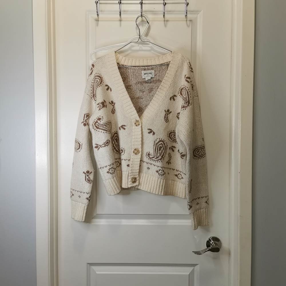Elegant Cream and Brown Paisley Cardigan